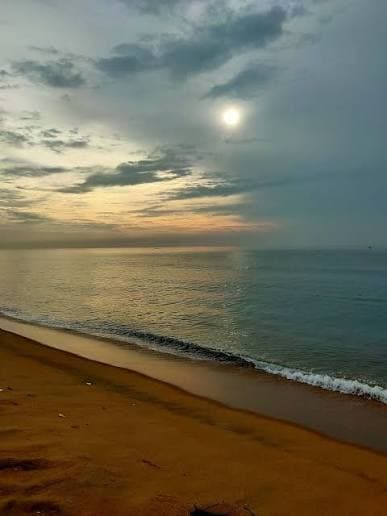 Auro Beach